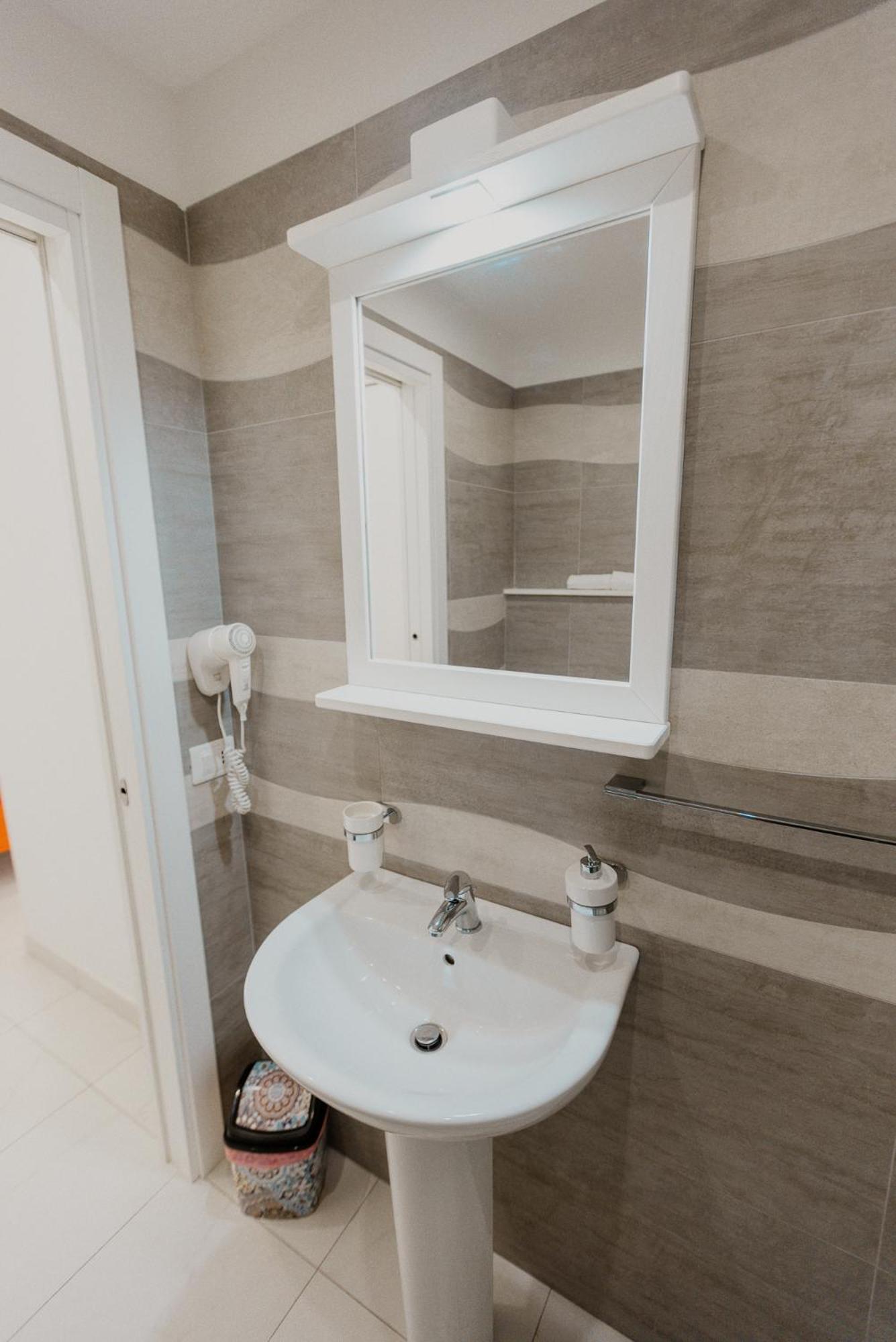 Residenza Kalios Bed & Breakfast โตรเปอา ภายนอก รูปภาพ